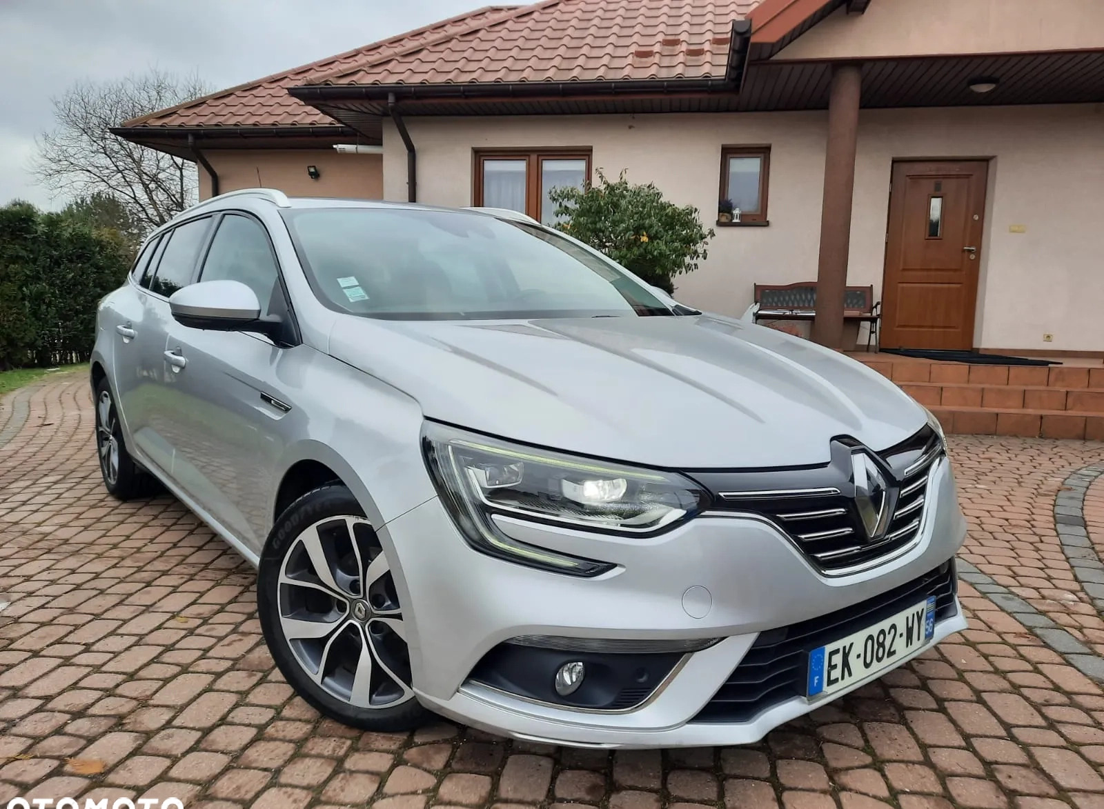 Renault Megane cena 45500 przebieg: 190000, rok produkcji 2017 z Płock małe 326